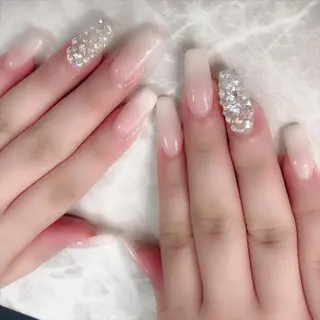 ネイル L'ea  Rose レア・ローズのネイルデザイン