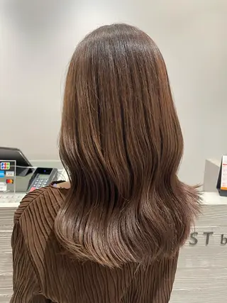 セミロング NEST by chord （ネストバイコード）所属・🤍tomoka 🤍のヘアスタイル