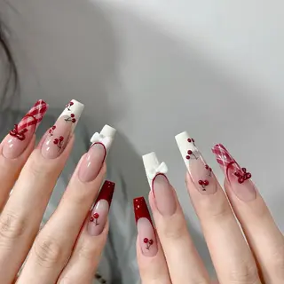 ネイル 鈴木 彩星のネイルデザイン