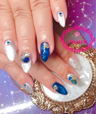 ネイル CROWN プライベートサロンのネイルデザイン