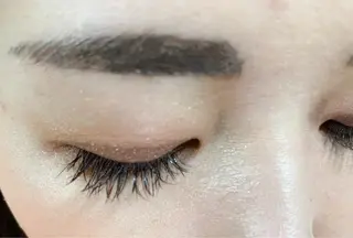 マツエク・マツパ ラルース所属・ラルース ヘアのマツエク・マツパデザイン