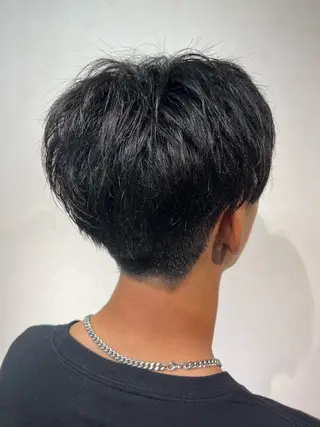 ショート パーマ/ハイトーン /吉田眞のヘアスタイル