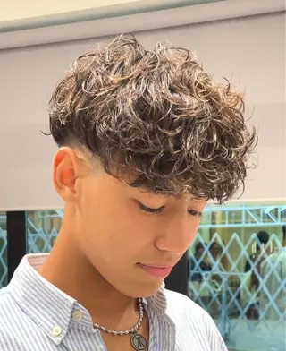 ショート カラー パーマ メンズ 栄💗レイヤーカット ｜韓国風｜haruのヘアスタイル