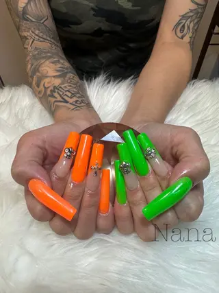 ネイル FAUSTO所属・Nailist 💟NANAのネイルデザイン
