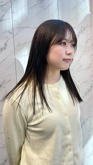 ロング マツザキ マナトのヘアスタイル