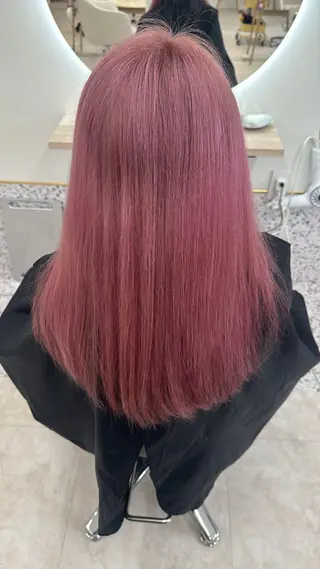 セミロング ブリーチカラー✨ じょあ☆のヘアスタイル