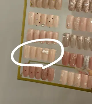 ネイル HONOMI 🌷のネイルデザイン