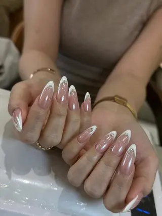 ネイル MQueen ネイルサロンのネイルデザイン