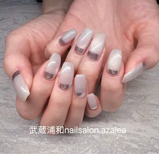 ネイル R inのネイルデザイン