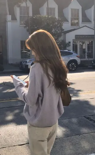 セミロング カラー サロウィン　神戸三宮店所属・三宮No.1ブリーチ 無しカラー/杉山太貴のヘアスタイル