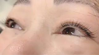 マツエク・マツパ Eyelash Salon 4Uのマツエク・マツパデザイン