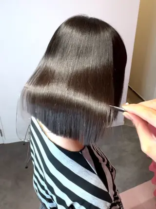 ショート 莉乃/縮毛矯正/髪質 改善/艶カラーのヘアスタイル