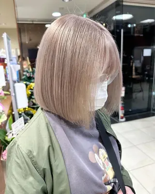 ショート カラー ブリーチ指名No.1 Daikiのヘアスタイル