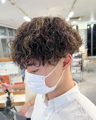 カラー パーマ ヘアアレンジ メンズ キッズ ネイル マツエク・マツパ アイブロウ ショートヘア原宿 fifth コシのヘアスタイル