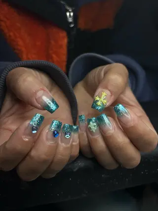 ネイル 海外ネイル u4me🦄💜のネイルデザイン