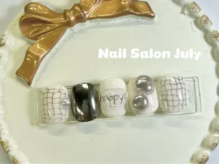 ネイル July モモのネイルデザイン