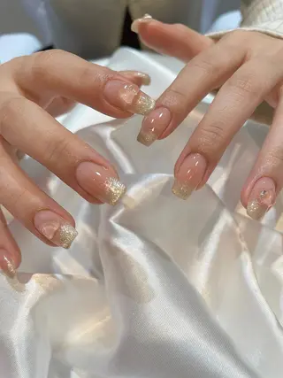 ネイル classic 新横浜所属・山田 暉のネイルデザイン