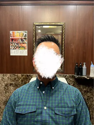 ショート ヒロ銀座バーバーショップ丸の内所属・秋山 琳太のヘアスタイル