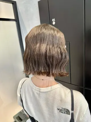 ミディアム SALOWIN心斎橋Suite店所属・洗っても取れない 髪質改善|OJIROのヘアスタイル