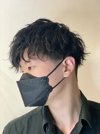 ショート パーマ メンズ 浅見 天翔のヘアスタイル