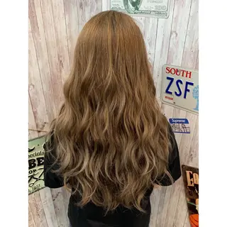 ロング LaLaMoana Rickyのヘアスタイル