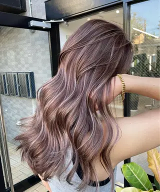 ロング カラー ヘアアレンジ ONYX 表参道所属・ショート/ボブ/似 合わせ/顔周りカットのヘアスタイル