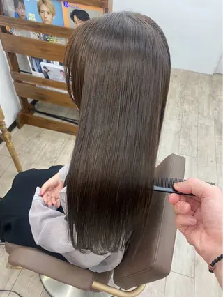 ロング A'SHE横浜所属・髪質改善特化🔥縮毛 、美髪形成のプロ✂️のヘアスタイル