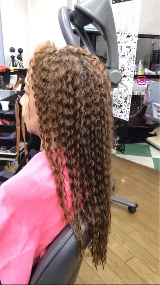 ロング カラー損傷毛縮毛矯正 ツイストスパ佐藤昭利のヘアスタイル