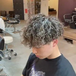 ショート パーマ メンズ シャドウパーマ/縦落 ちパーマ 大久保拓実のヘアスタイル