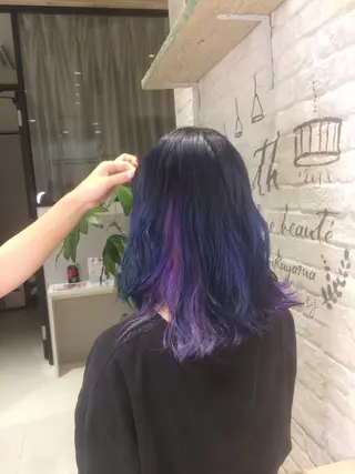 ミディアム カラー ヘアアレンジ Kobayashi ハイライト/ショートのヘアスタイル