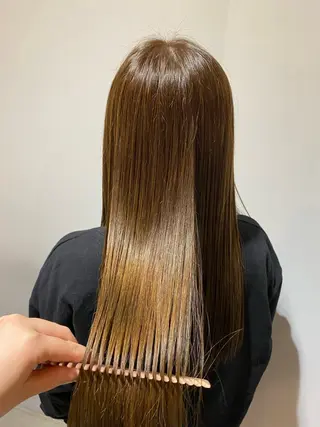 ロング 関谷 のぞみのヘアスタイル