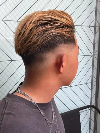 カラー メンズ Le'a所属・渋谷/フェード/ 國分 翔のヘアスタイル