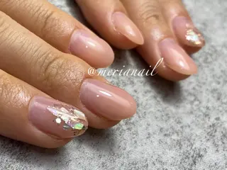 ミディアム カラー ネイル INFINITY所属・INFINITY nailのネイルデザイン