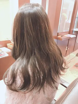セミロング ✨艶髪カラー✨ ななみのヘアスタイル