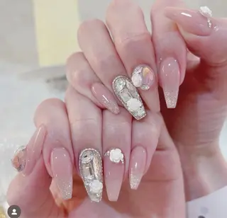 ネイル Lenie Nailsのネイルデザイン