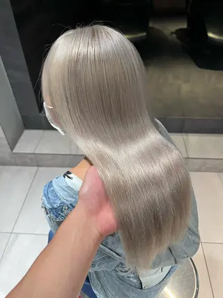 セミロング カラー パーマ ヘアアレンジ メンズ キッズ ネイル マツエク・マツパ LINDOTOKYO梅田所属・酸性ストレート 髪質改善大槻勇樹のヘアスタイル