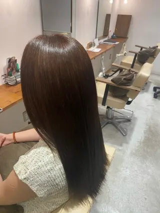 カラー dress nanamiのヘアスタイル