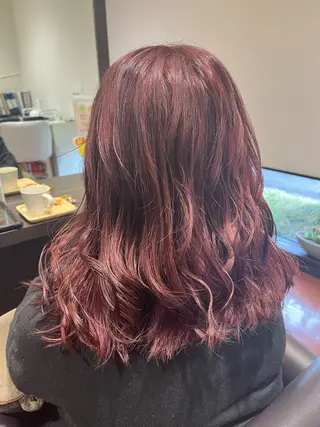 ミディアム カラー 🐻牧野 芹帆🐻のヘアスタイル