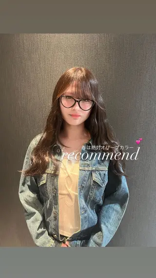 カラー 生活に馴染む デザイン/鏡ゆうかのヘアスタイル