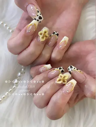 ネイル TIDY M&Mのネイルデザイン