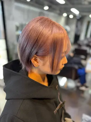 ショート カラー ヘアアレンジ ミルクティーハイトー ン💖Mikaのヘアスタイル