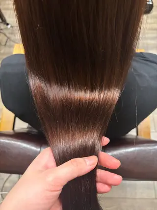 カラー CIECA . COCOROのヘアスタイル