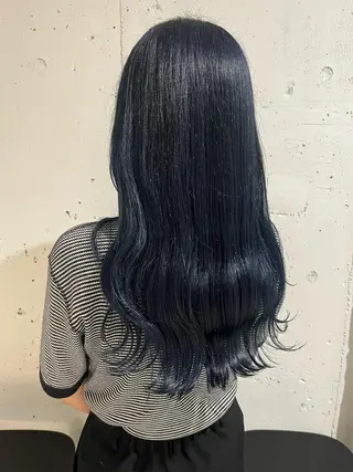 ロング カラー カジュアルを女っぽく 𝗮𝘆𝗮𝗰𝗼のヘアスタイル