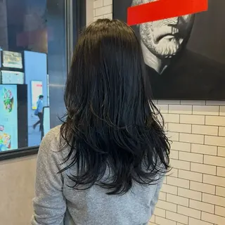 セミロング カラー いなみね はるきのヘアスタイル