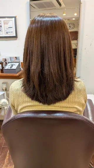 セミロング Mars soleil 宝塚駅駅前店所属・浅井 琴音のヘアスタイル