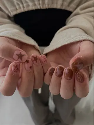 ネイル LETTER_& SAKIのネイルデザイン