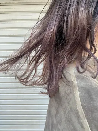 ミディアム カラー ブリーチカラーが人気 onnuのヘアスタイル