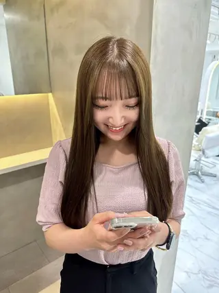 ロング Sayaka ii+Uのヘアスタイル