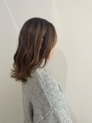 セミロング 川野 彩海のヘアスタイル