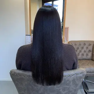 ロング 丸山 真菜のヘアスタイル